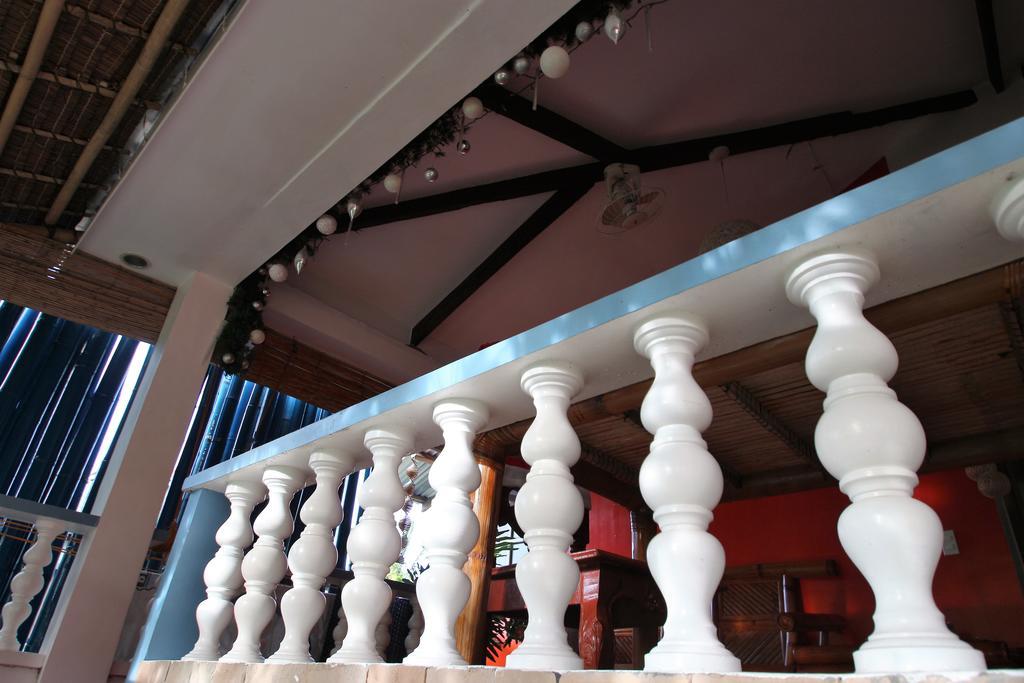 Blue Bamboo Hotel Balabag  Екстериор снимка