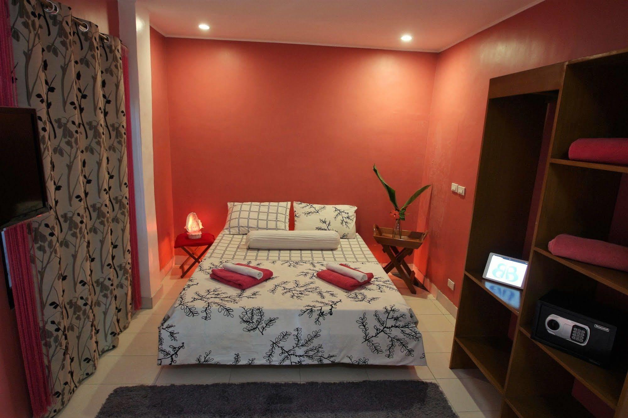 Blue Bamboo Hotel Balabag  Екстериор снимка