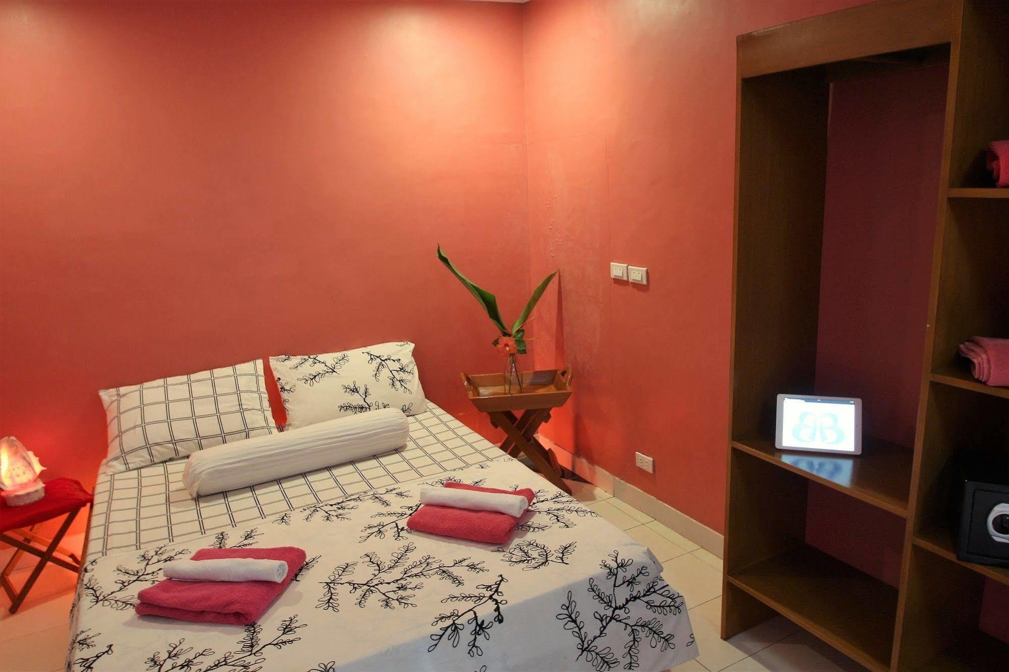 Blue Bamboo Hotel Balabag  Екстериор снимка