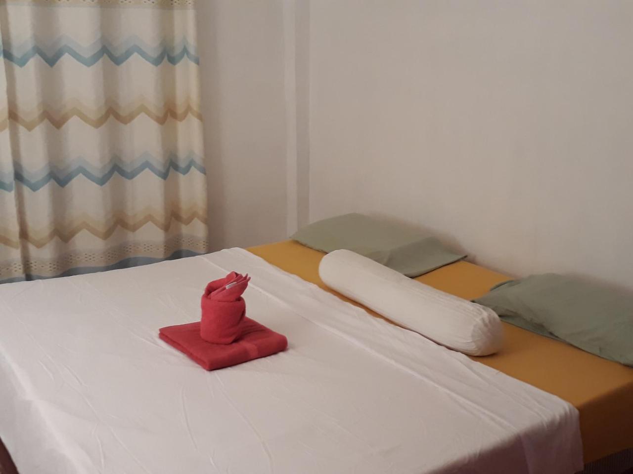 Blue Bamboo Hotel Balabag  Екстериор снимка